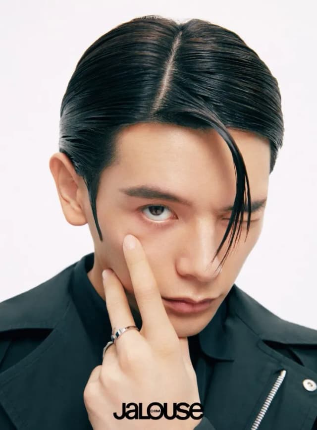 남성 모델 화보